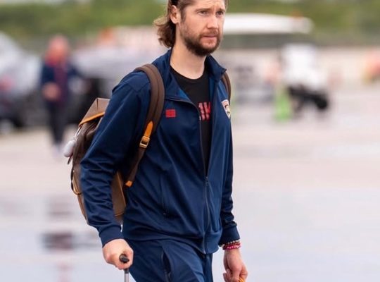 Бобровский отправляется к финалу ✈️